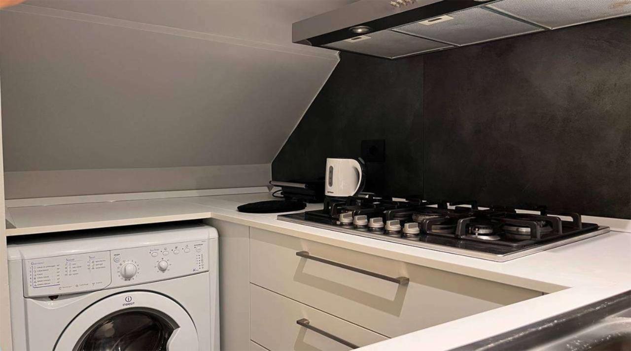 Design Lofts In Historic Center Apartment เปรูจา ภายนอก รูปภาพ